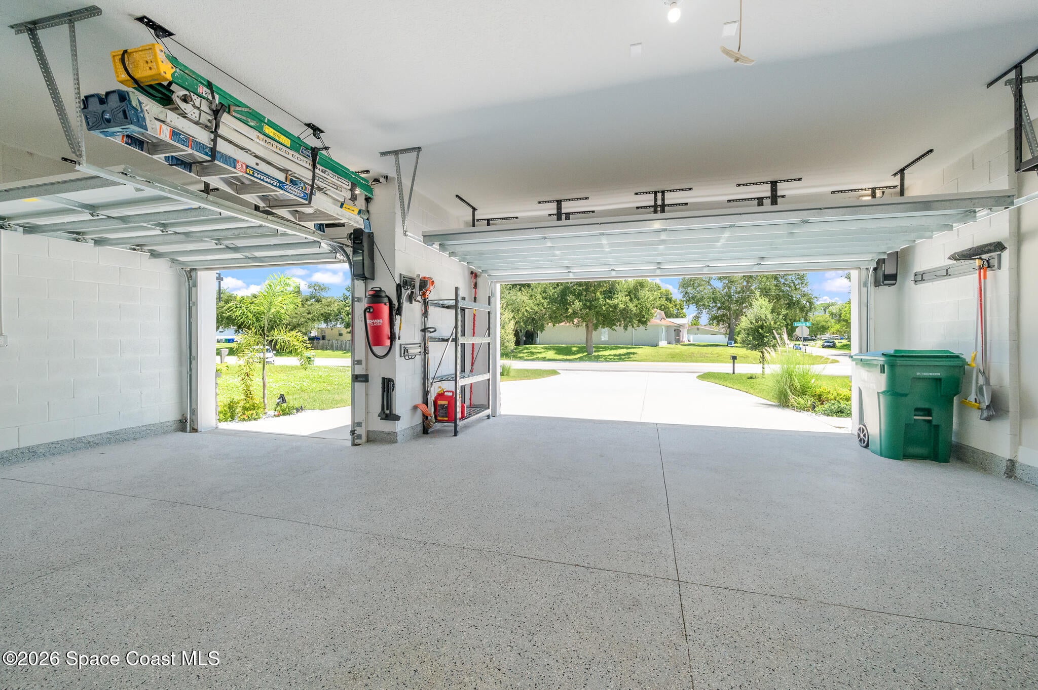 946 Roseland Road