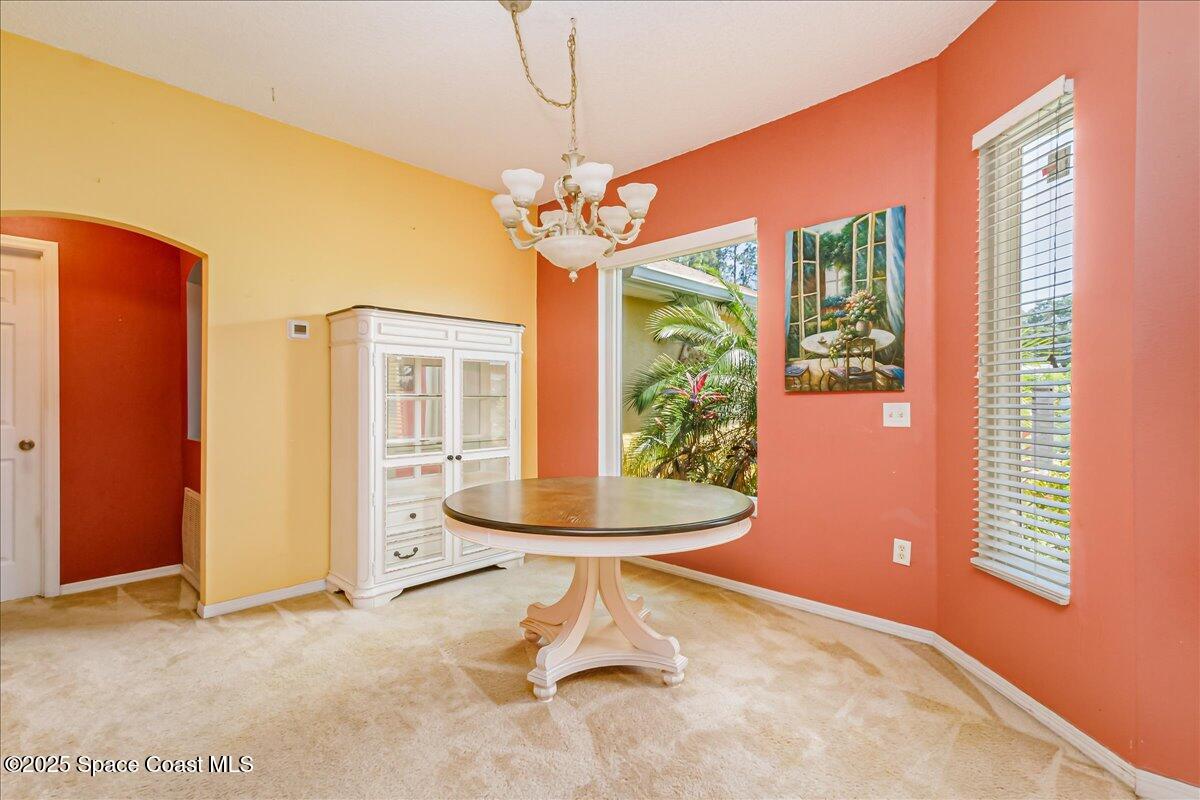1550 Holcomb St Nw Street