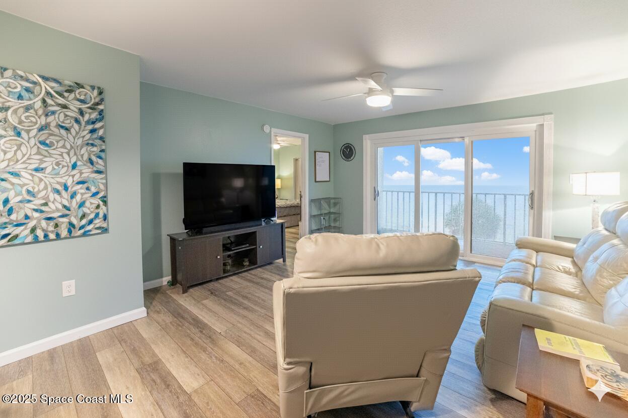 6900 N Highway 1 6307