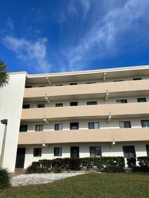 2465 S Washington Avenue 302