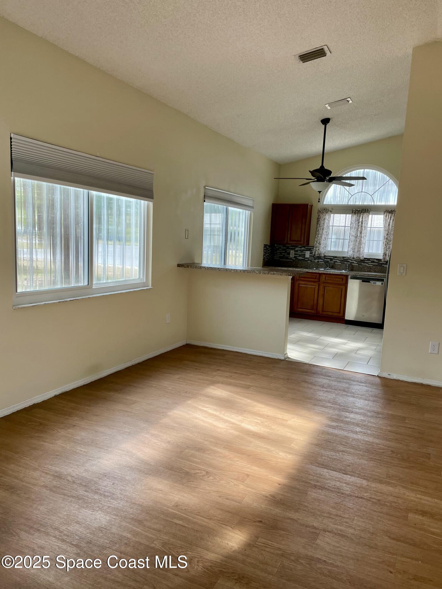 882 Wateroak Drive NE Port Malabar Unit 59