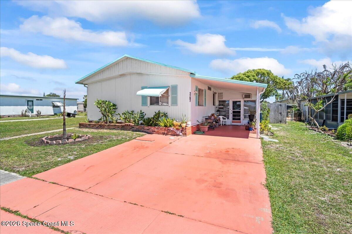 1797 Coco Plum Street NE