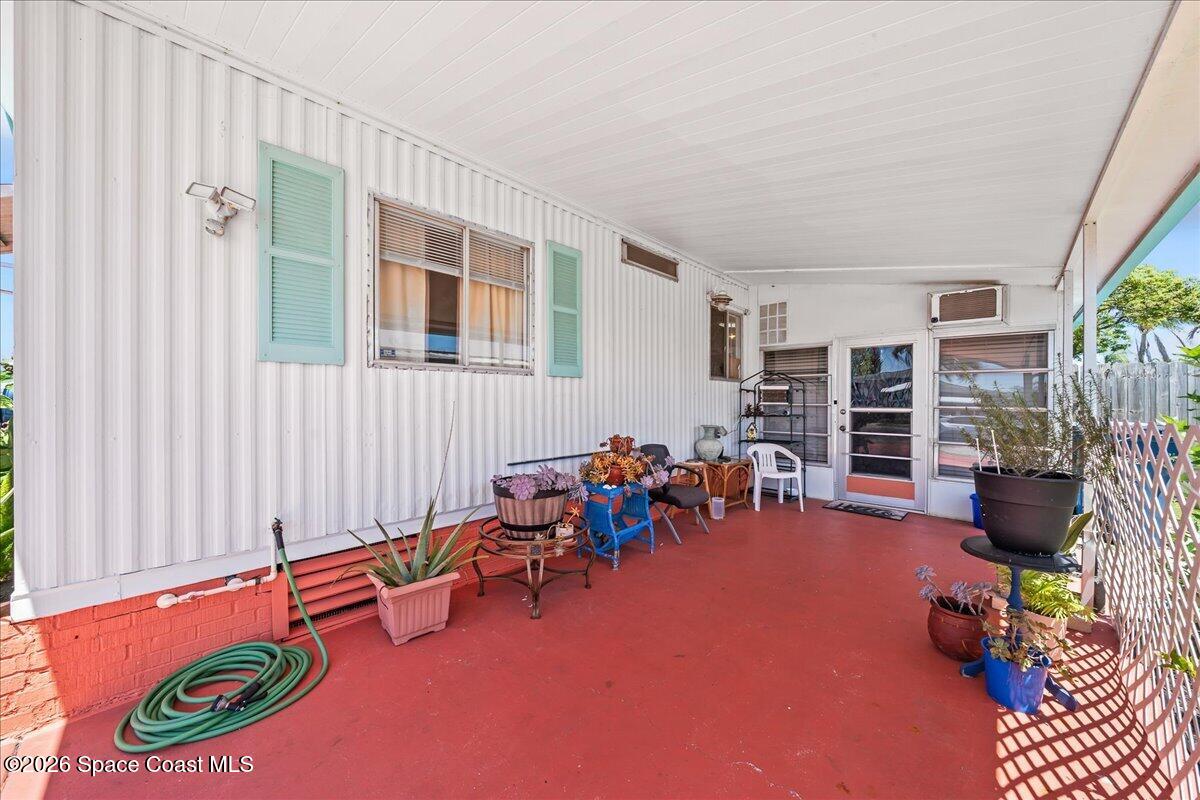 1797 Coco Plum Street NE