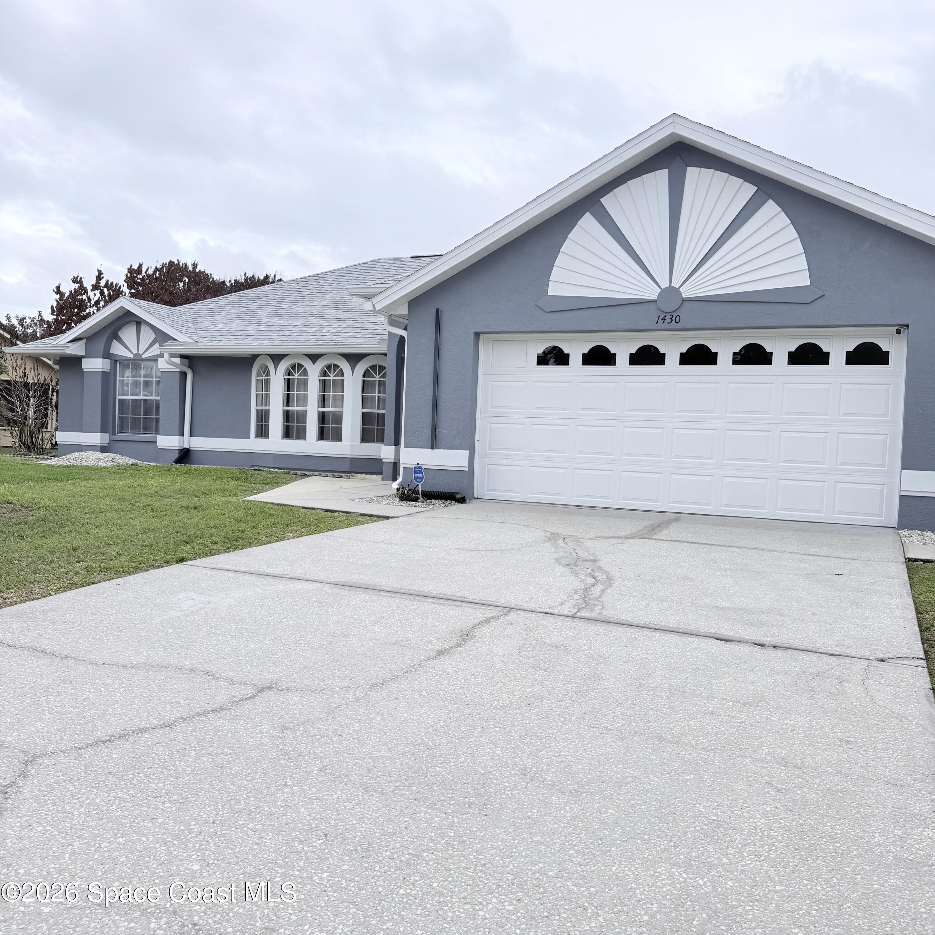 1430 Alberni Street NW