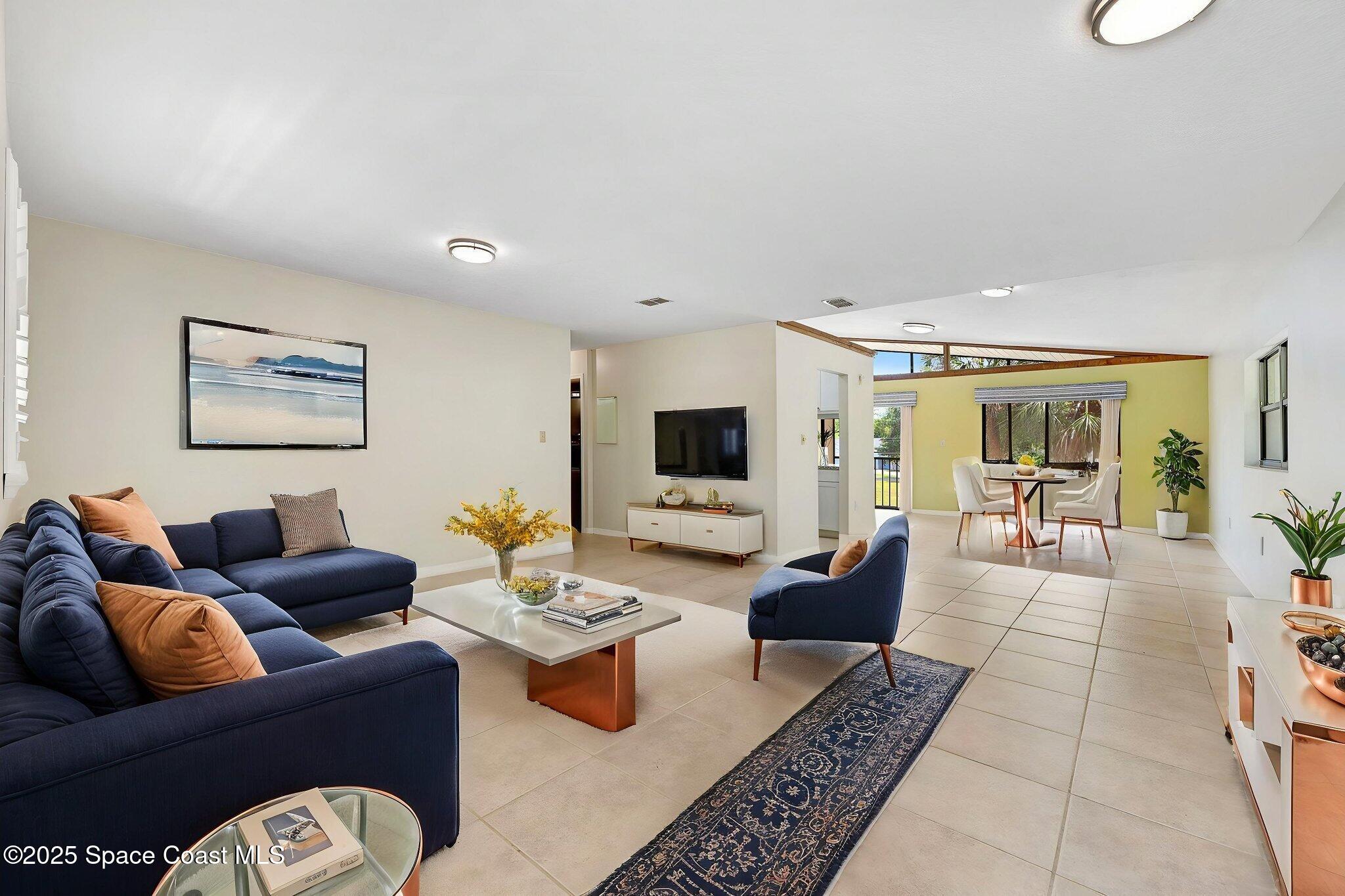 1600 Woodland Drive 4206