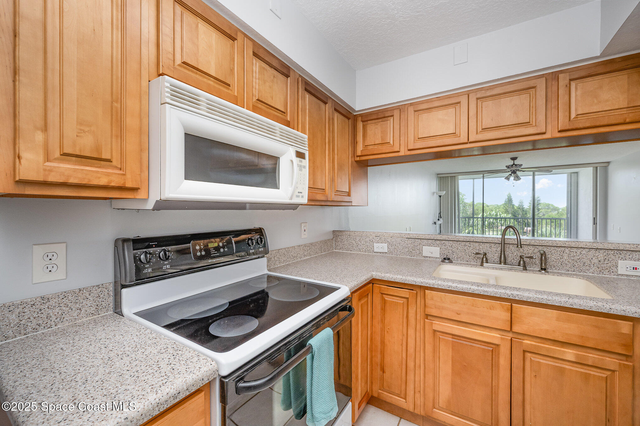 1420 Huntington Lane 2402