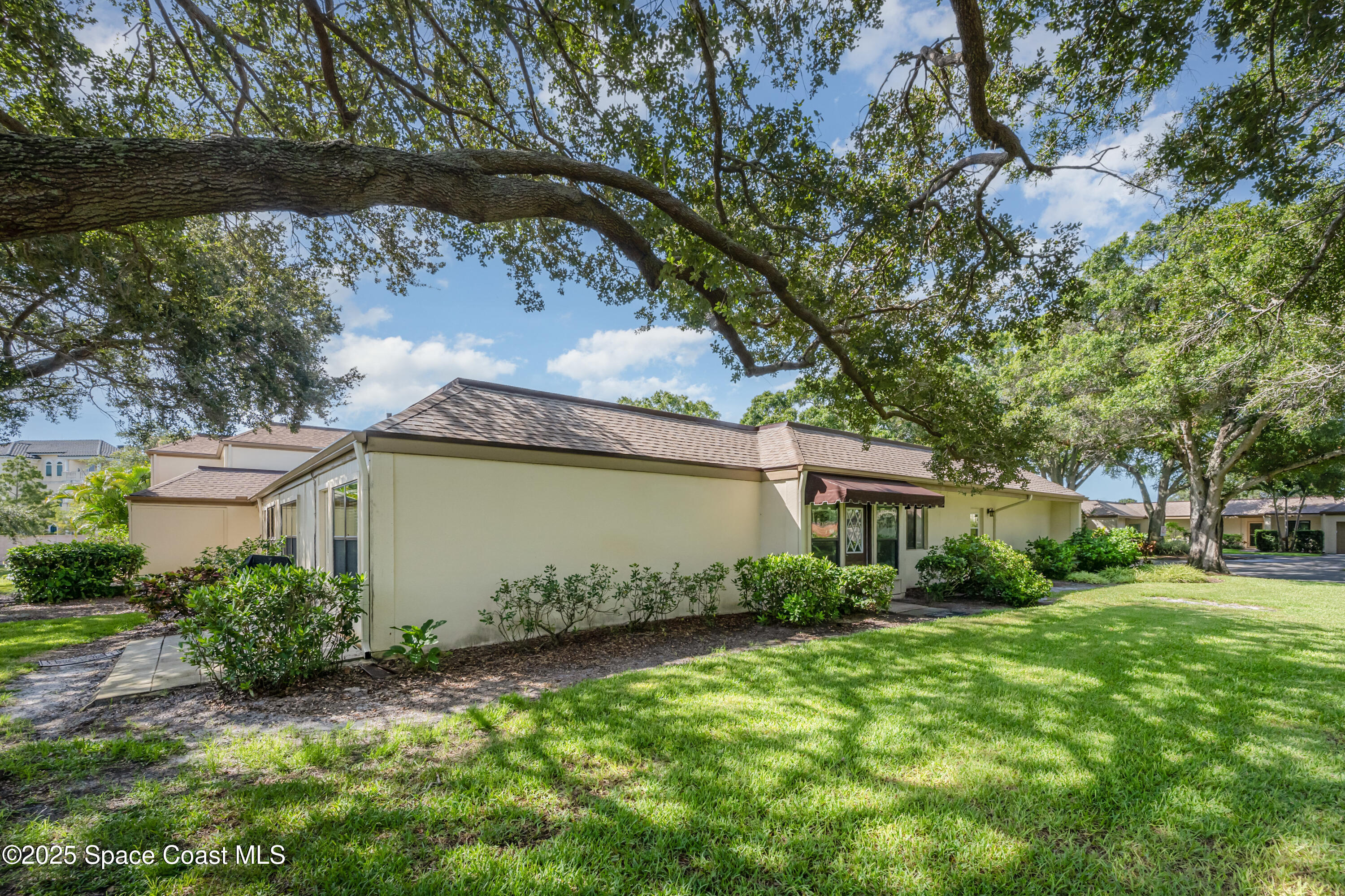 245 Country Club Drive