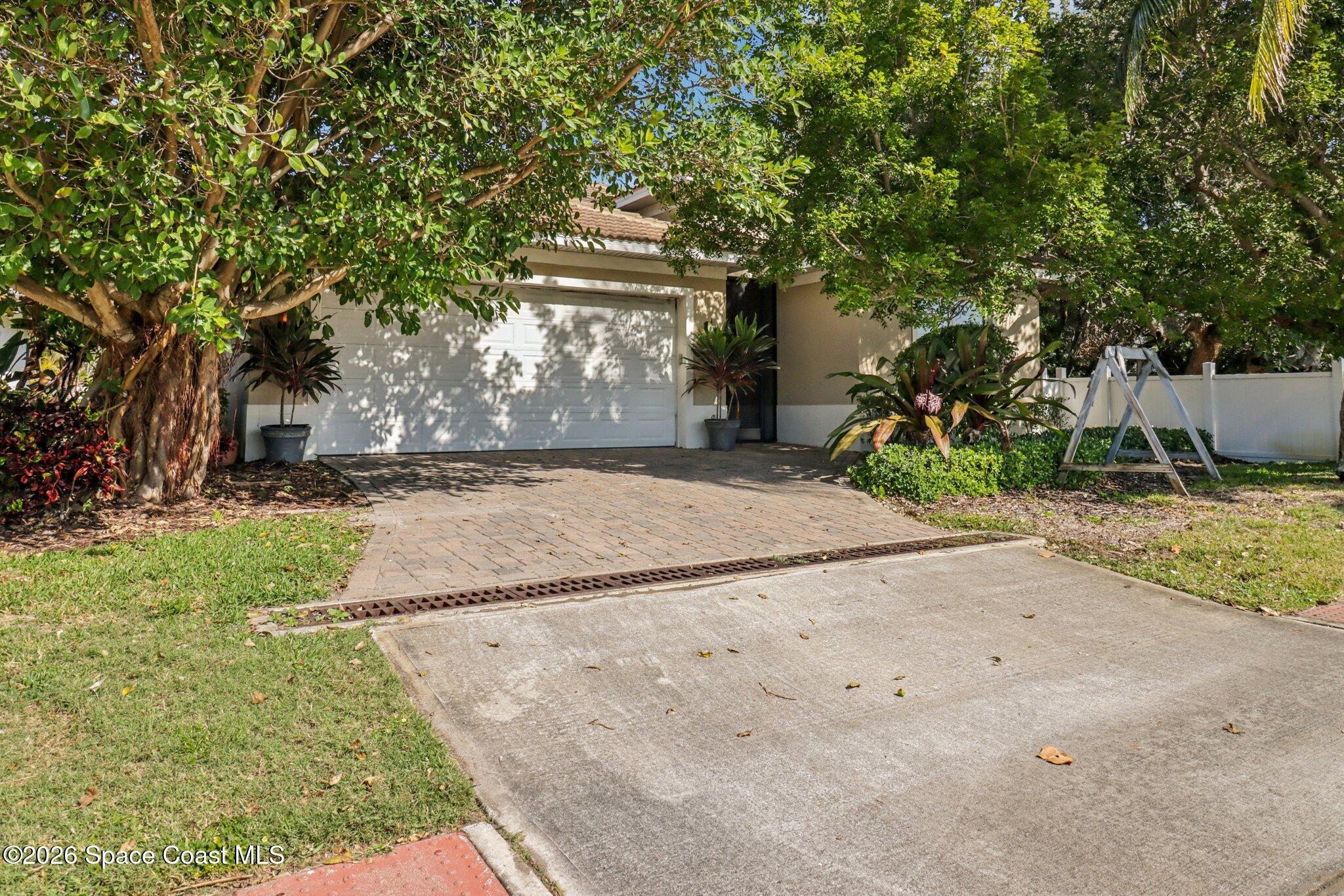 121 Seminole Lane