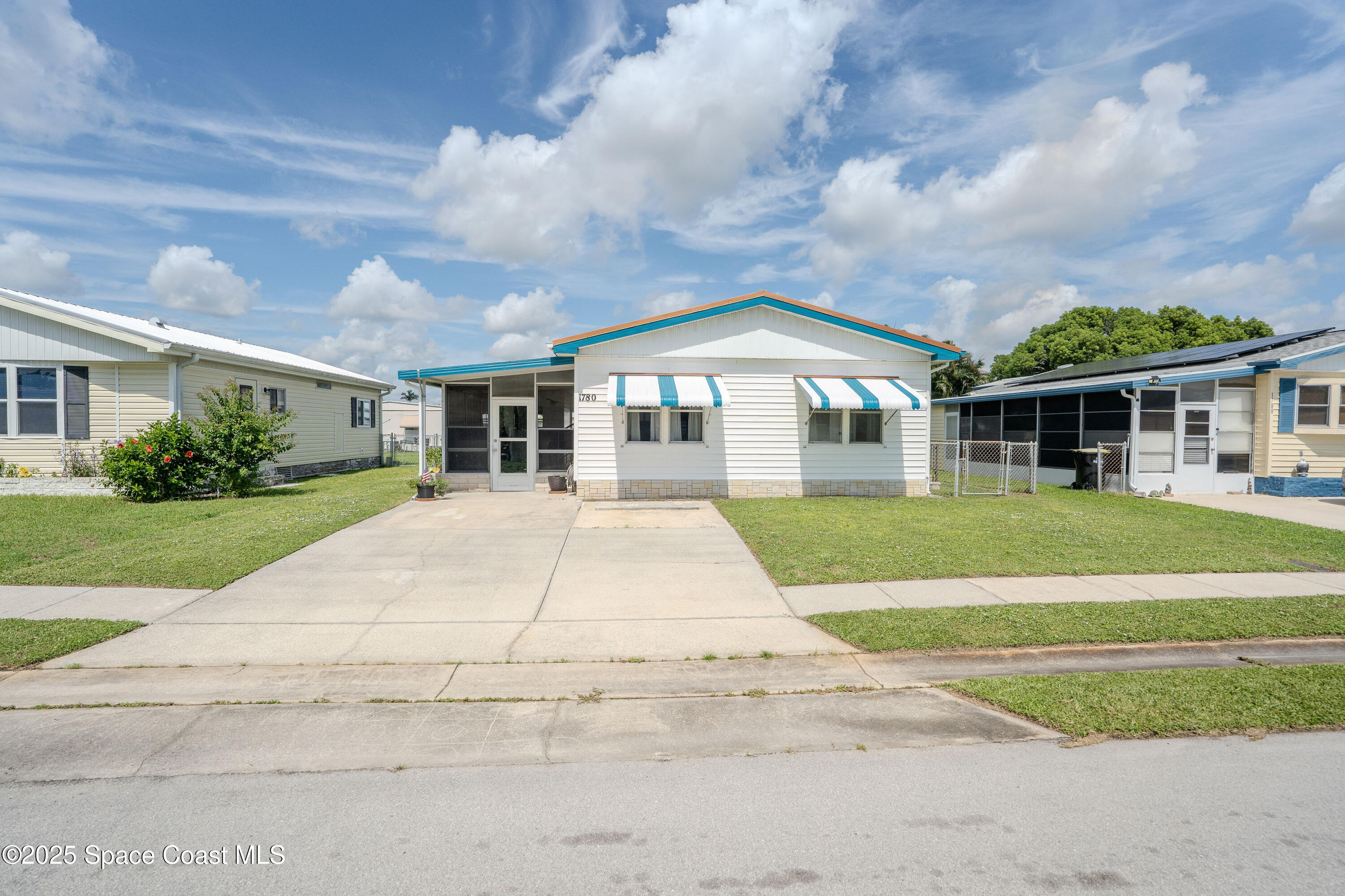1780 Live Oak Street NE