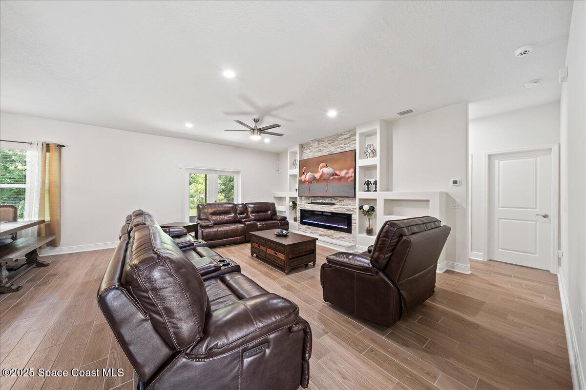 1015 Durango Street SE