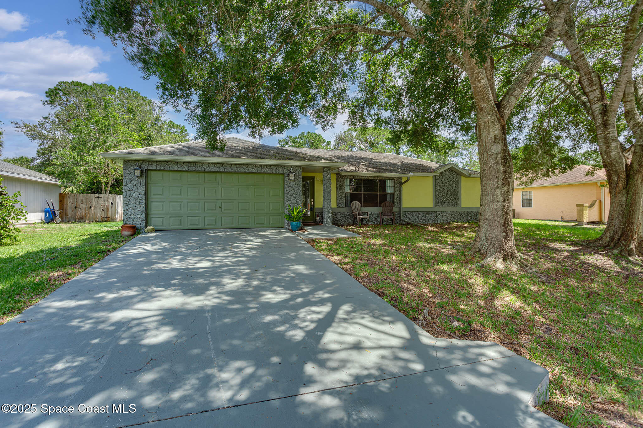 391 Abello Road SE