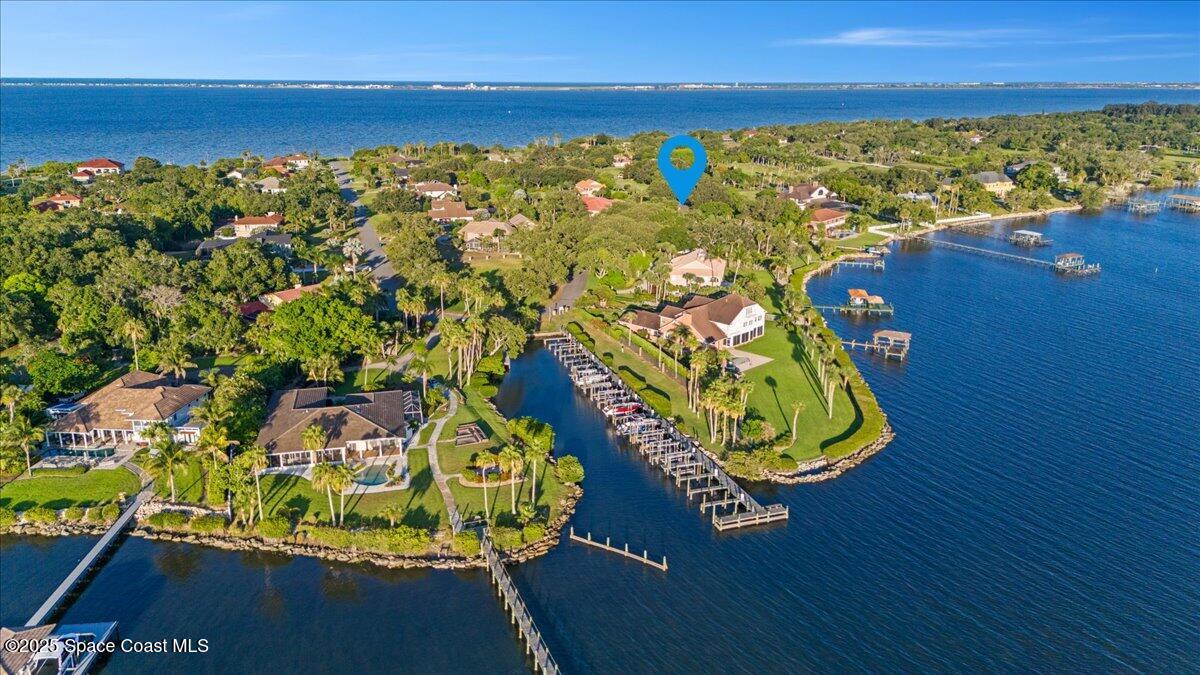 260 Utopia Circle