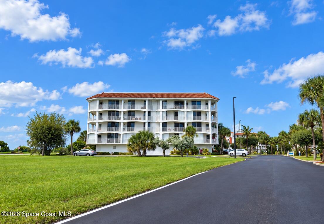 8914 Puerto Del Rio Drive 403