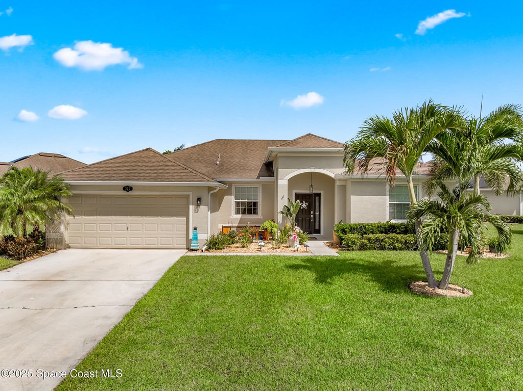 Photo of 321 Sebastian Crossings Boulevard, Sebastian, FL 32958 (MLS # 1054656)