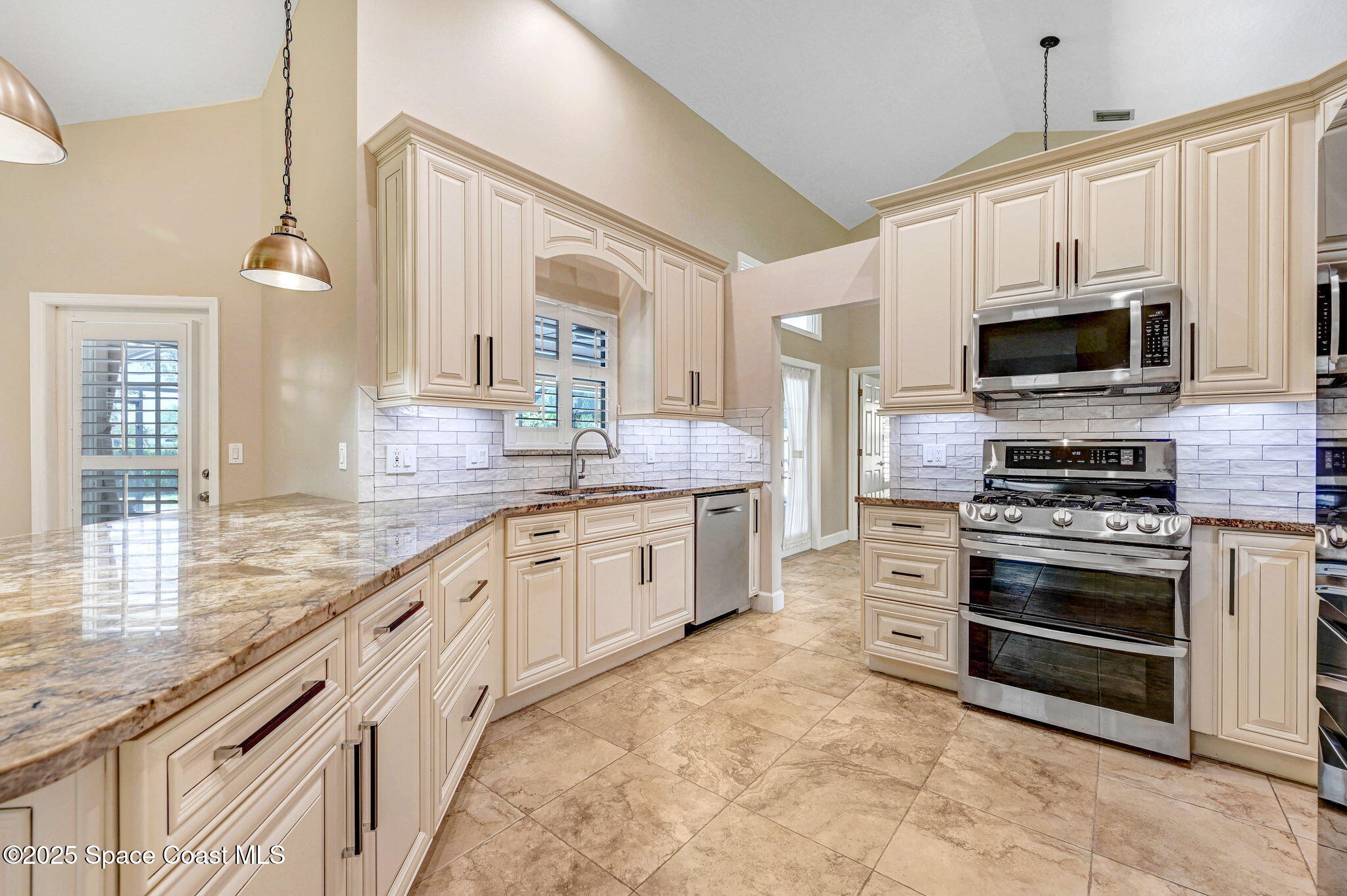 922 Spanish Wells Drive