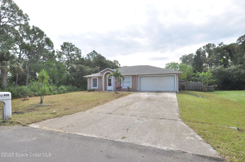 Photo of 854 Reading Street SE, Palm Bay, FL 32909 (MLS # 1055627)