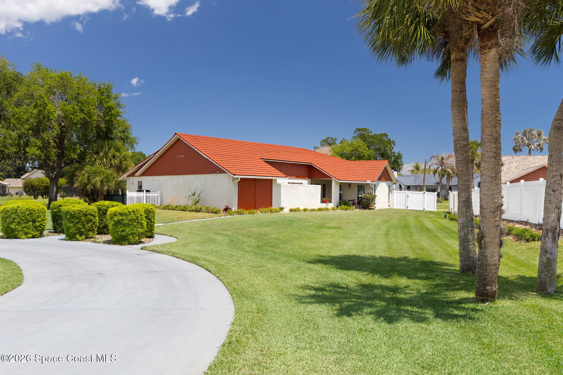 4774 Navaho Trail