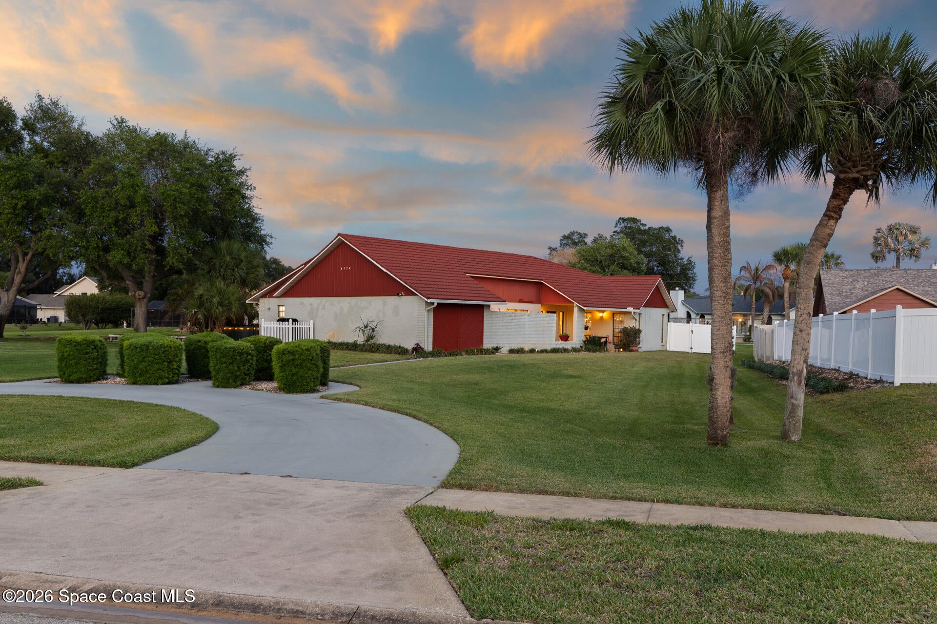4774 Navaho Trail