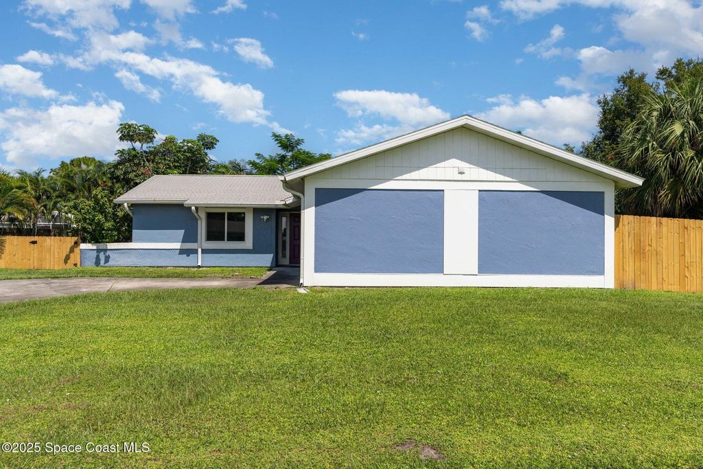 Photo of 1281 Dawn Street NE, Palm Bay, FL 32905 (MLS # 1058690)