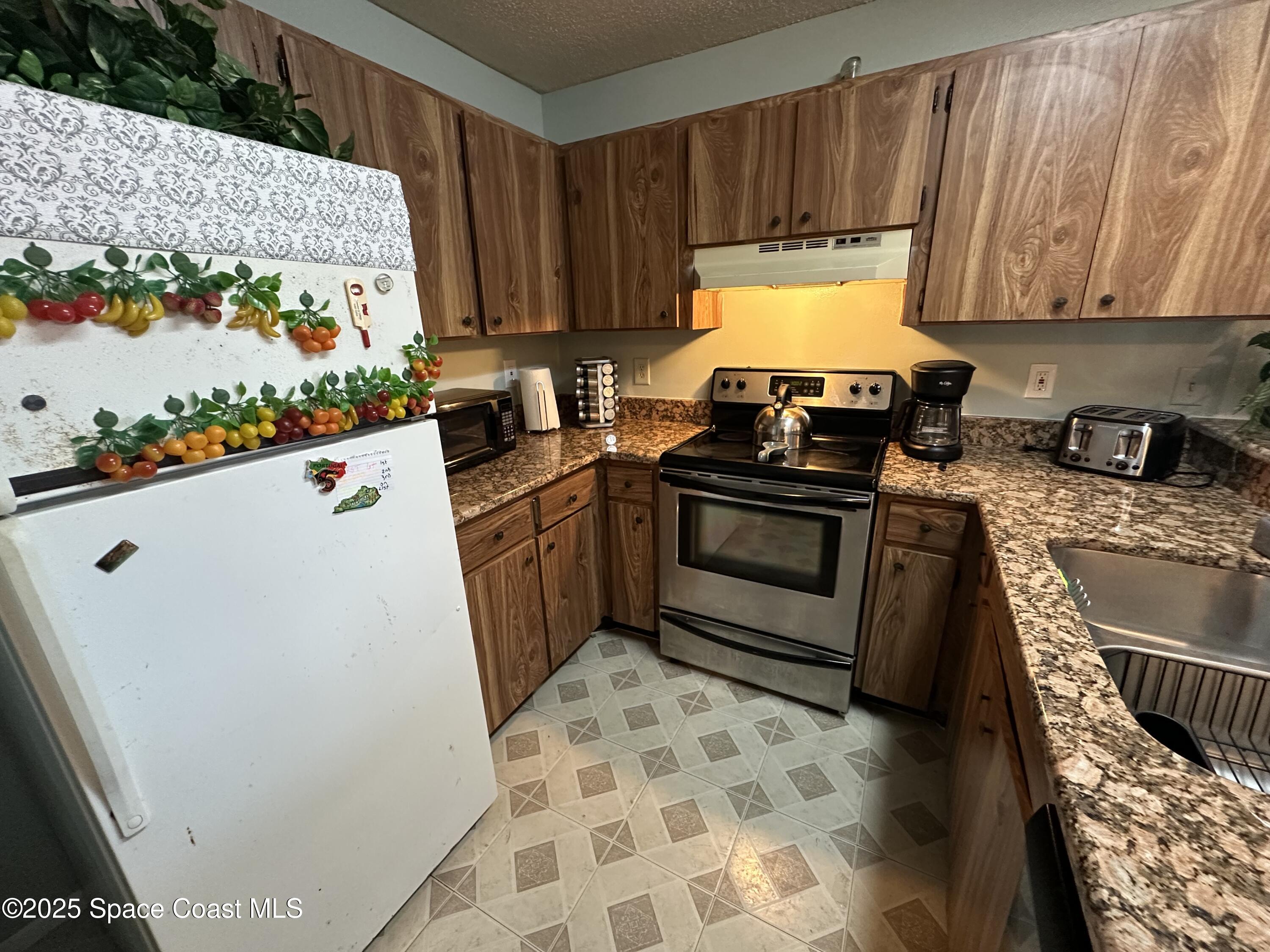 1021 Abada Court NE 106