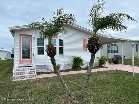 A home in Barefoot Bay