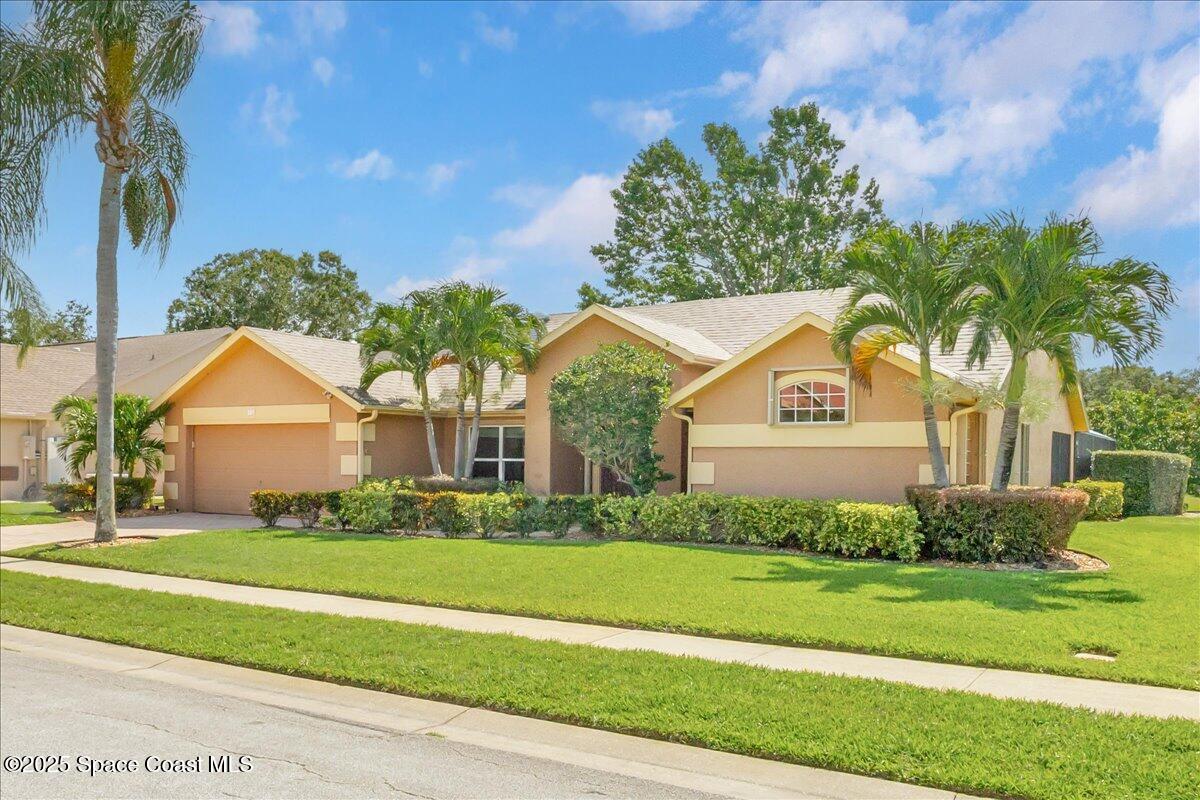 976 Pelican Lane