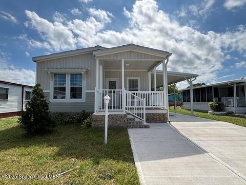 571 Tarpon Drive Barefoot Bay FL 32976