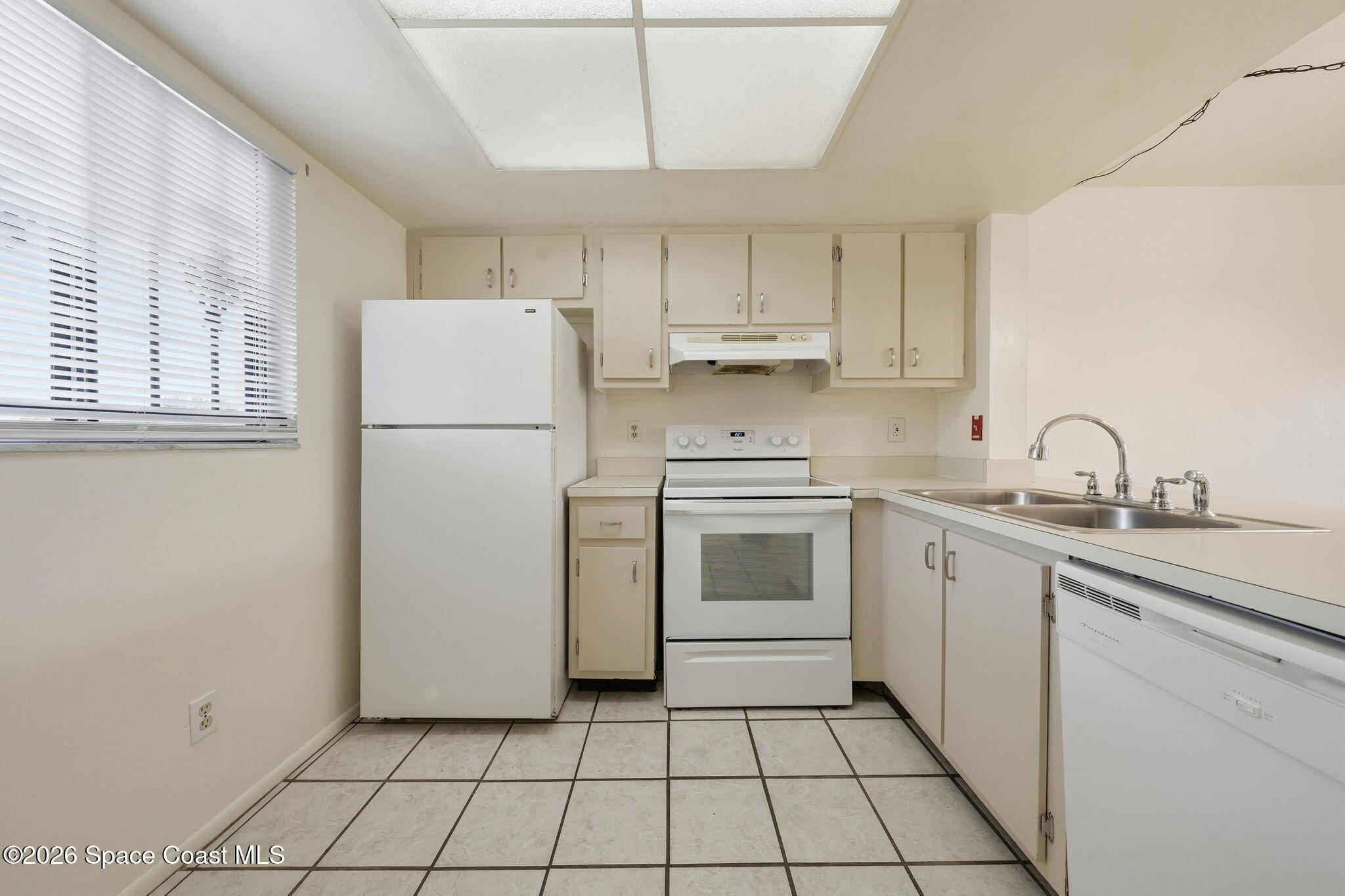 1710 University Lane 406