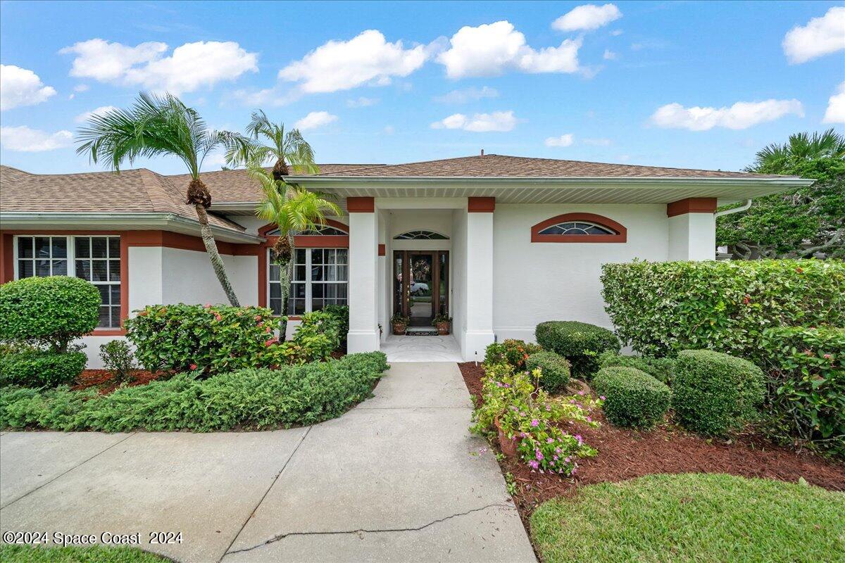 842 Blackbird Court