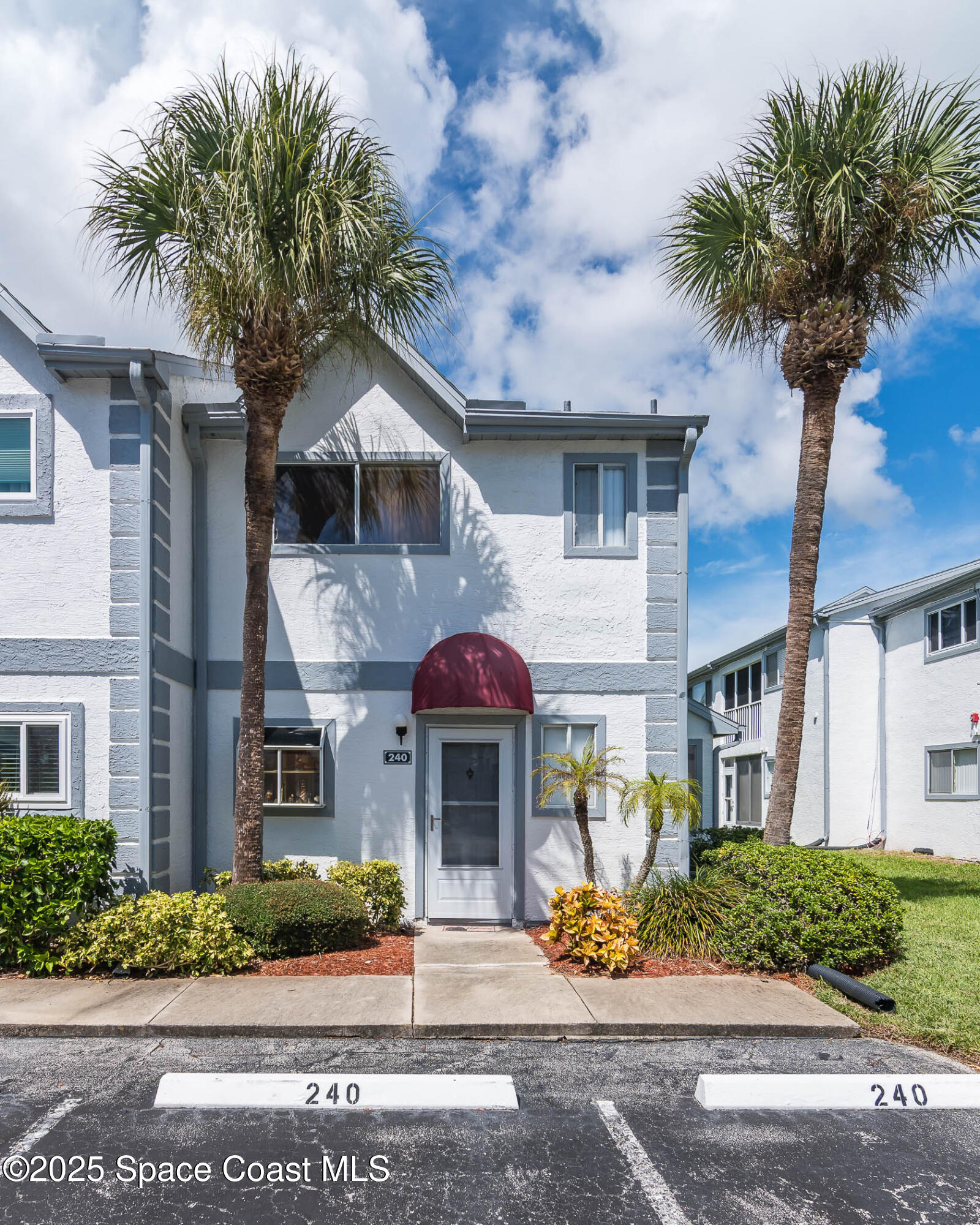 240 N Seaport Boulevard