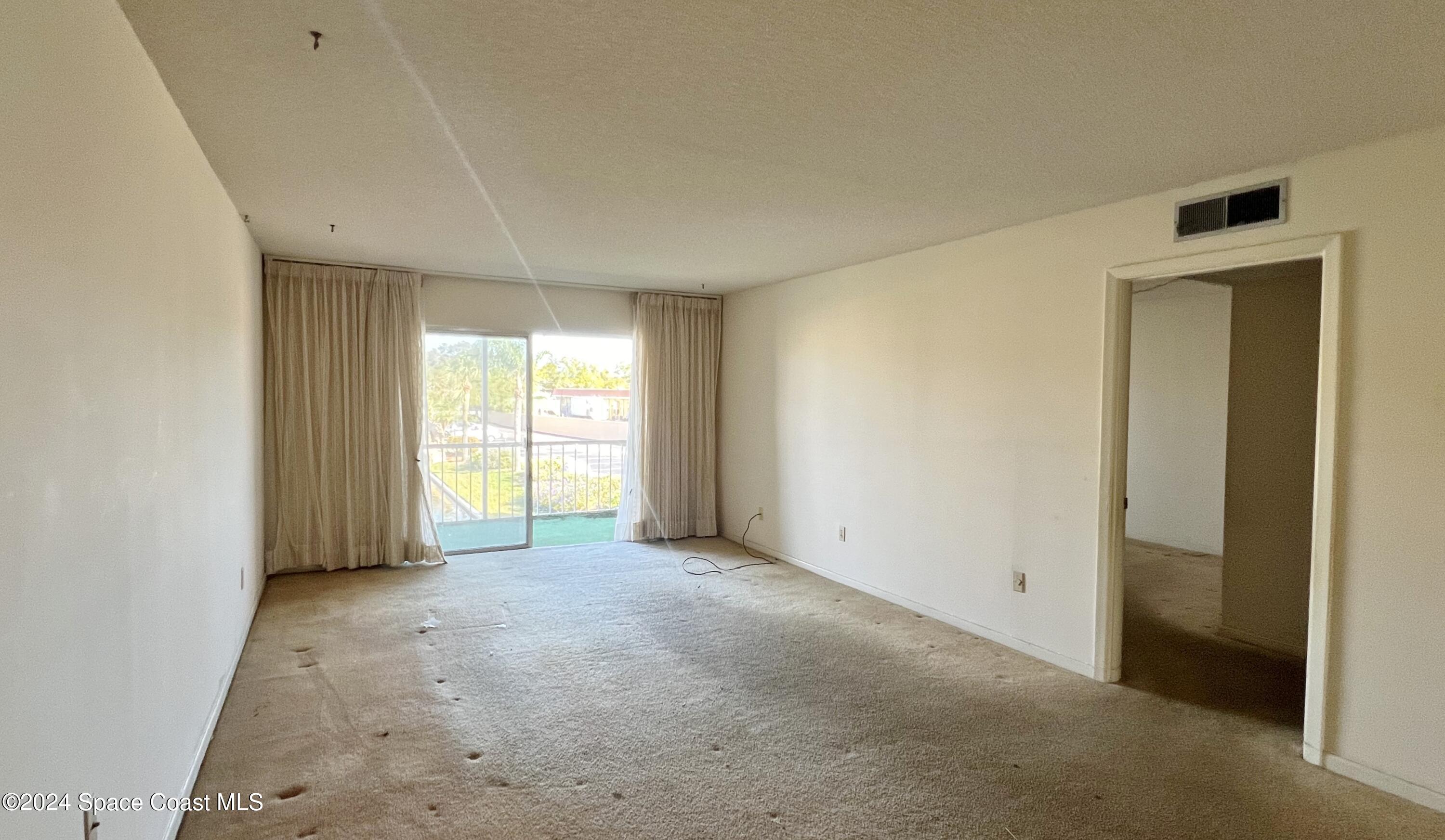 2135 N Courtenay Parkway 202