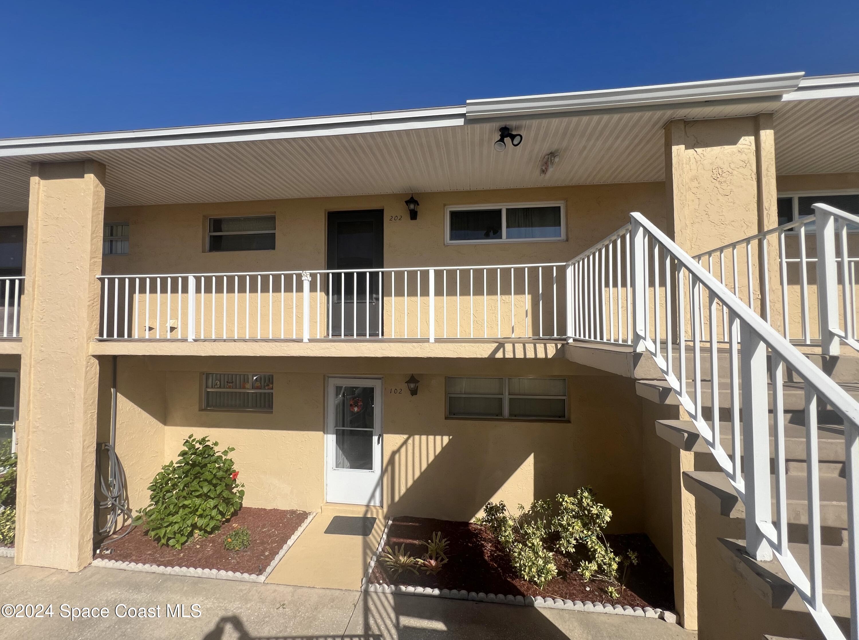 2135 N Courtenay Parkway 202