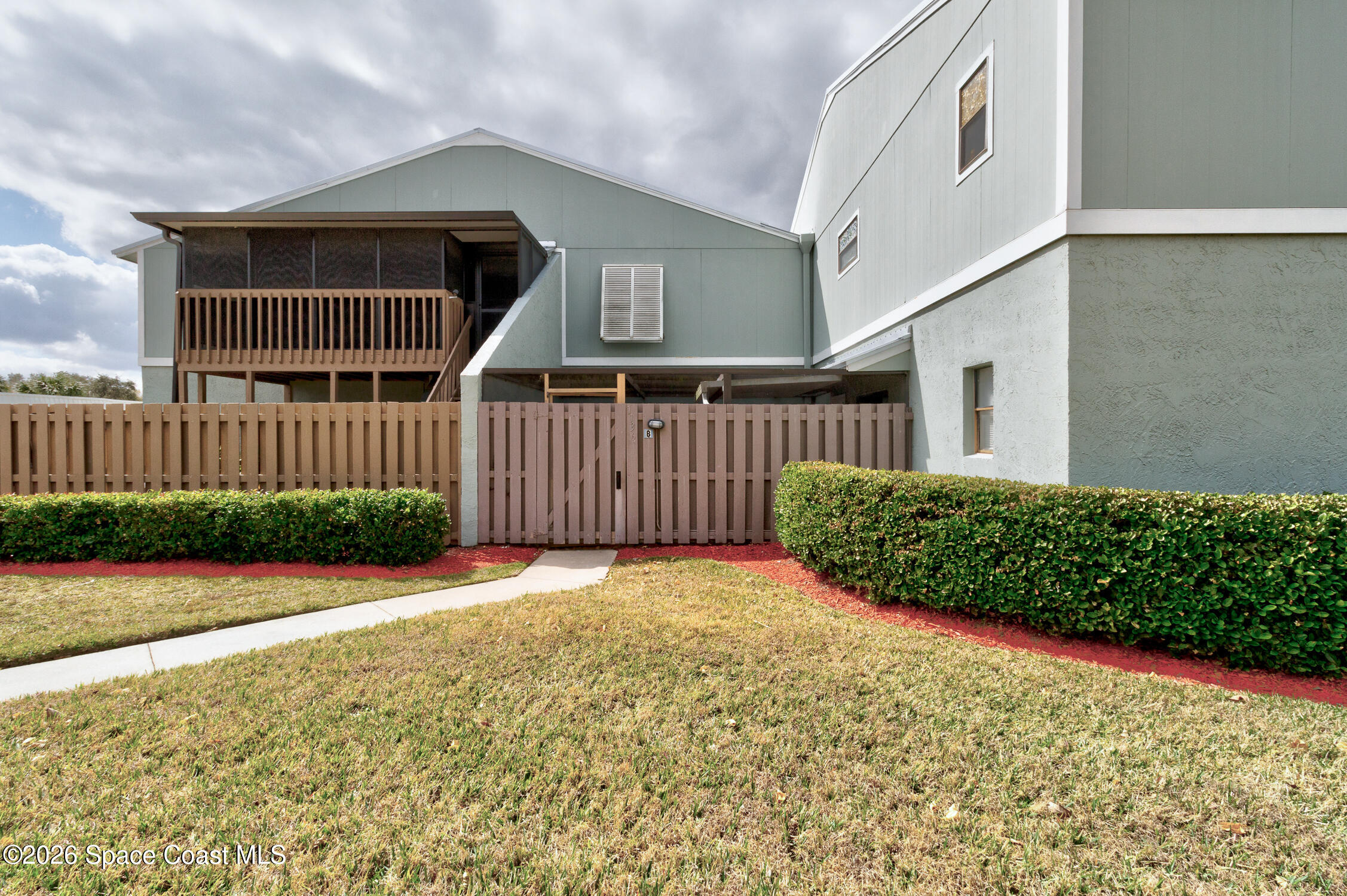 1136 Breezy Way 3b