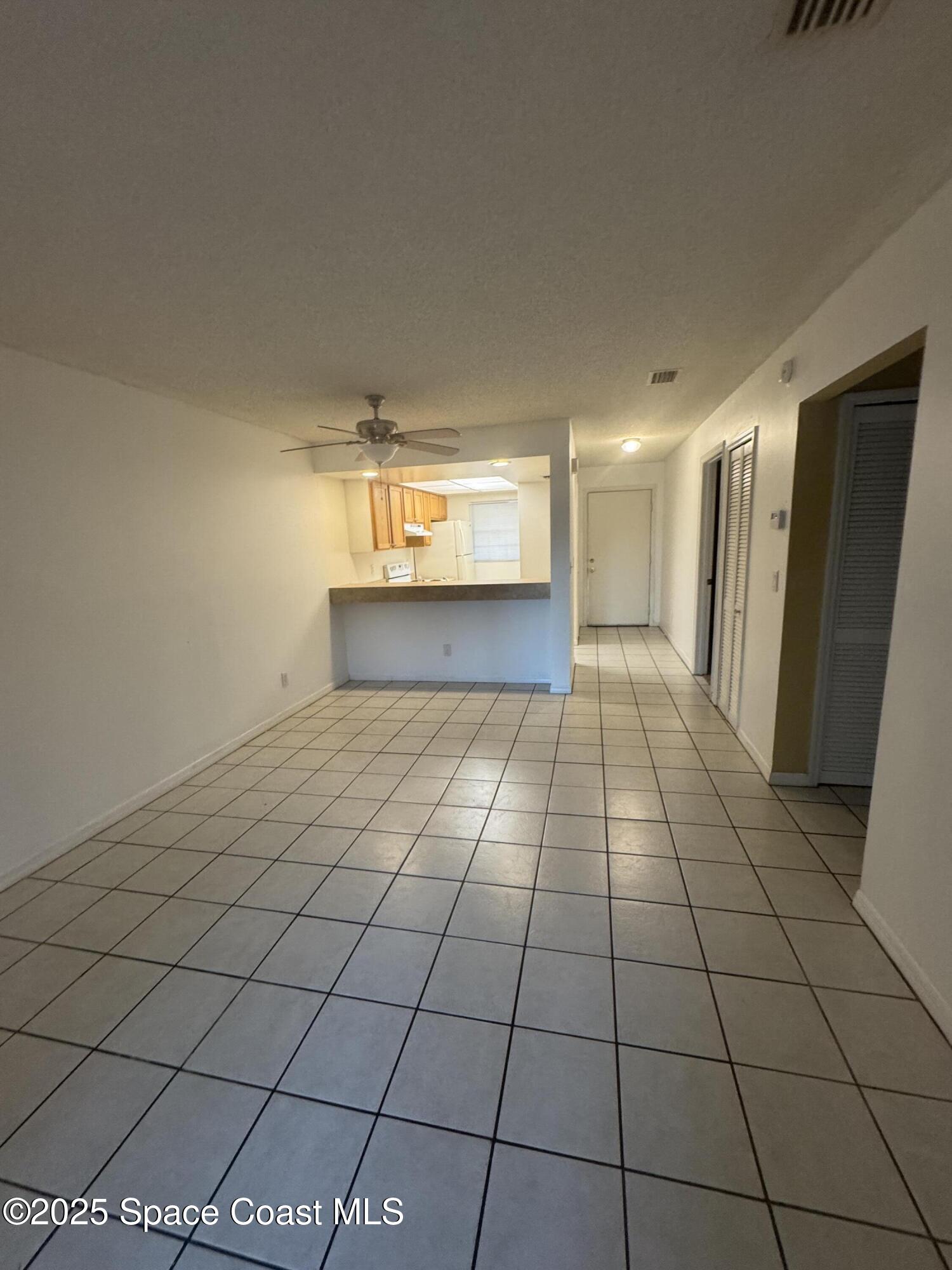 3061 Sir Hamilton Circle 10