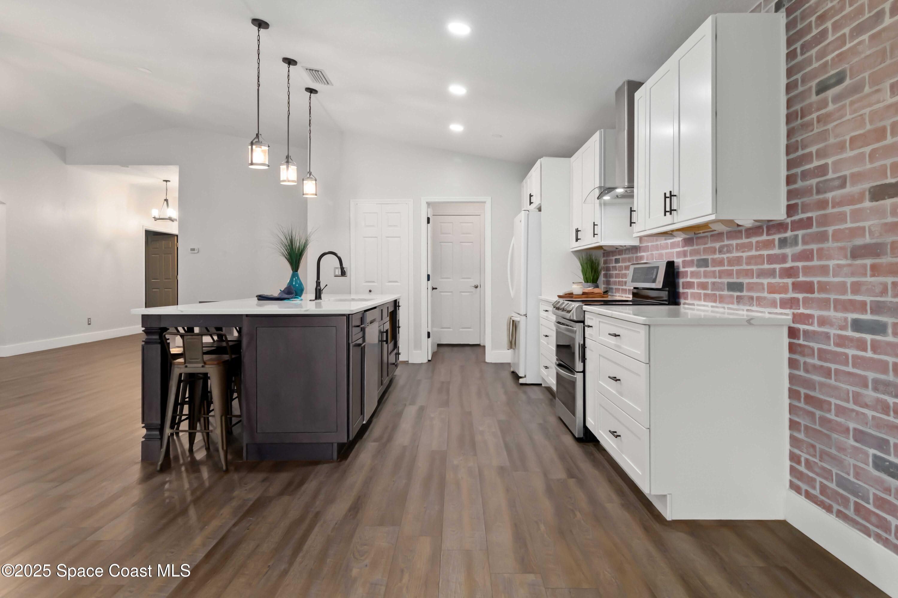 515 Melanie Circle