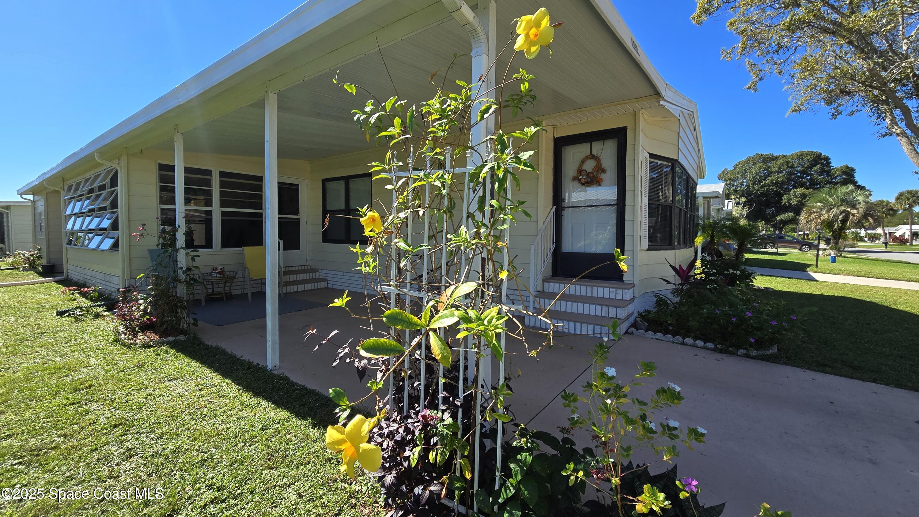 1350 Barefoot Circle