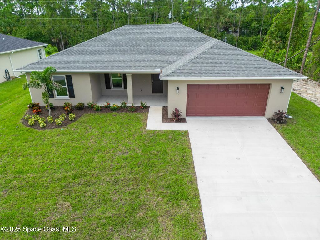 Photo of 534 Edison Street SE, Palm Bay, FL 32909 (MLS # 1056964)