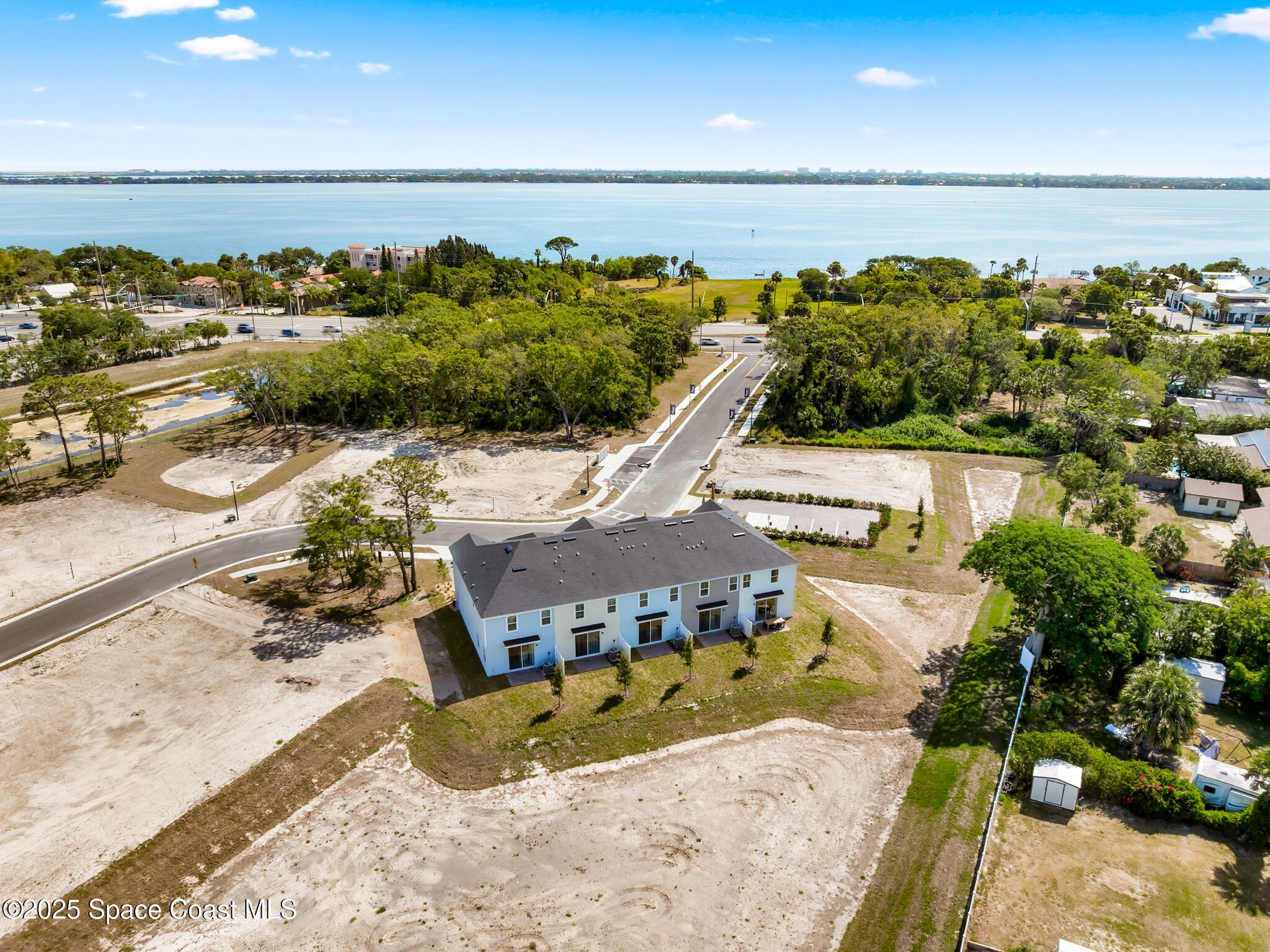 1695 Kendall Pointe Place