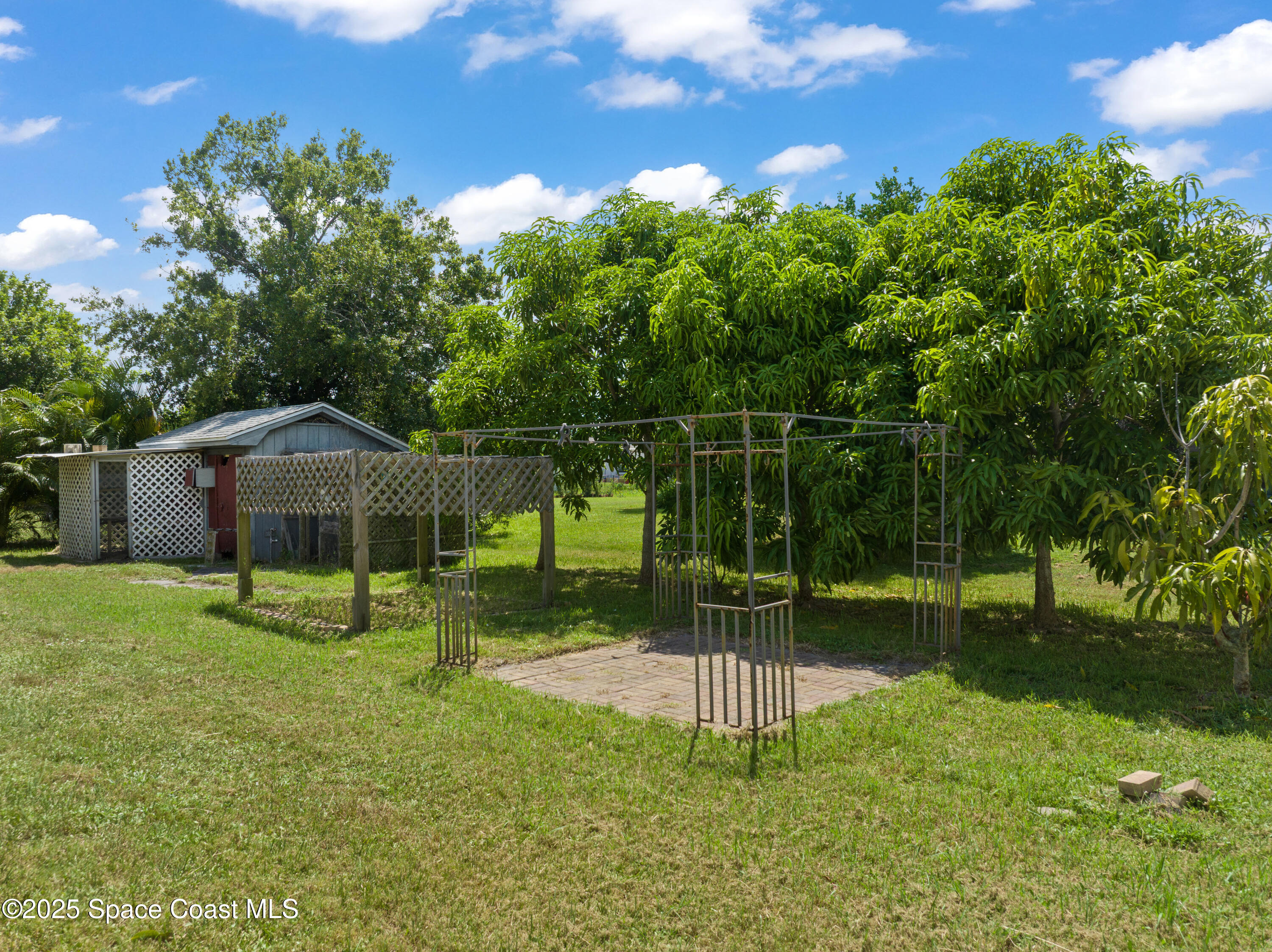 854 Dale Circle
