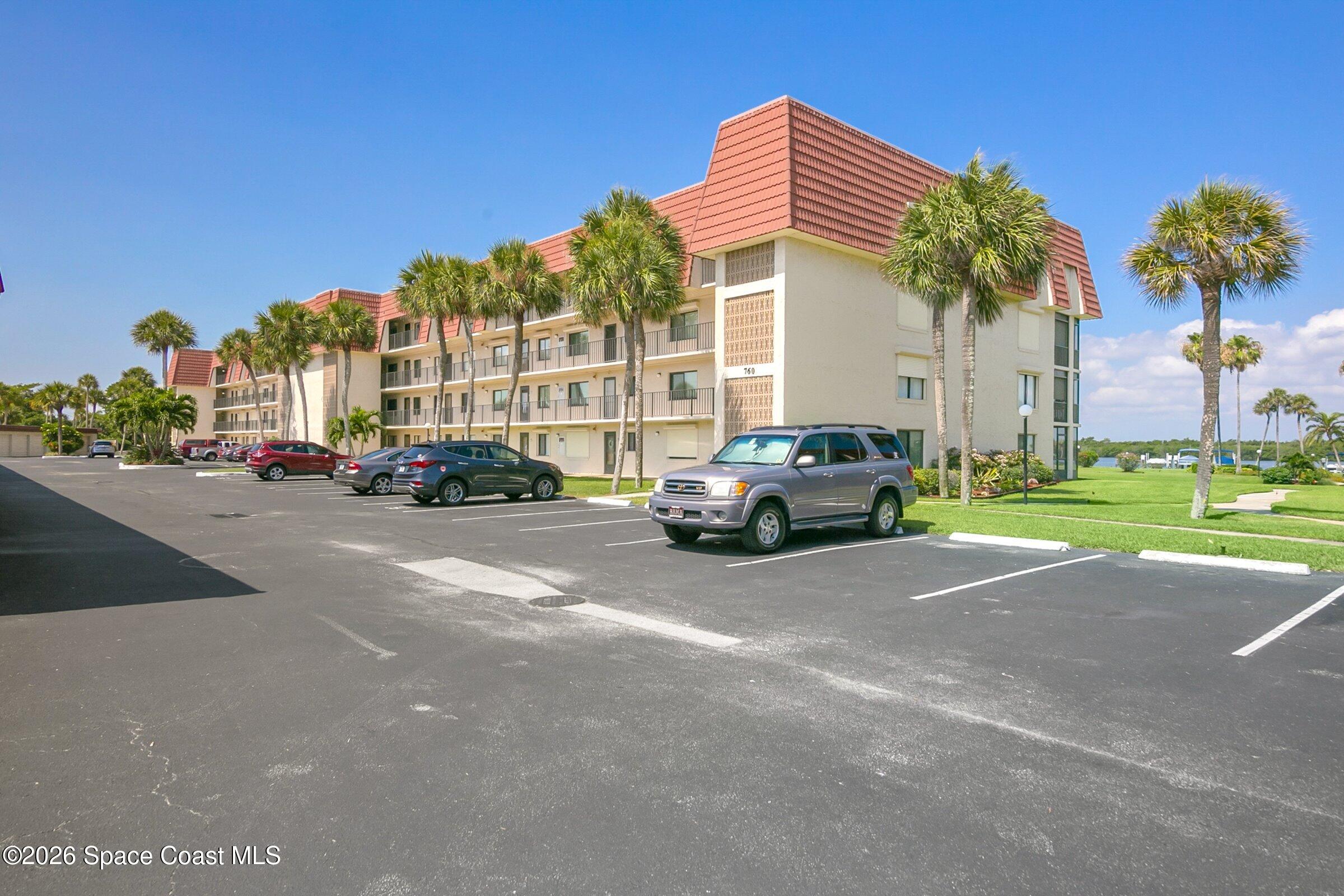 760 S Brevard Avenue 114