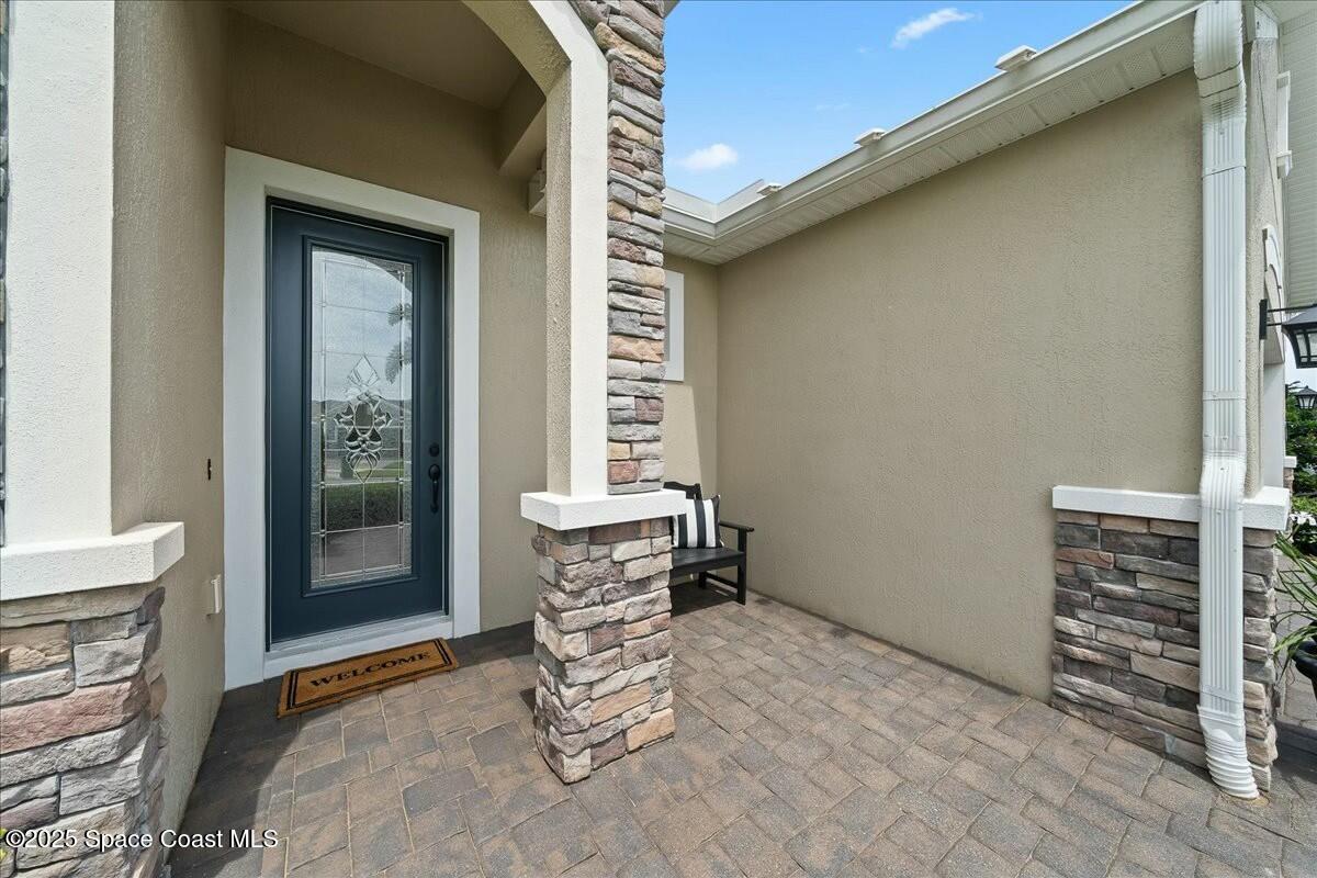 3040 Casterton Drive