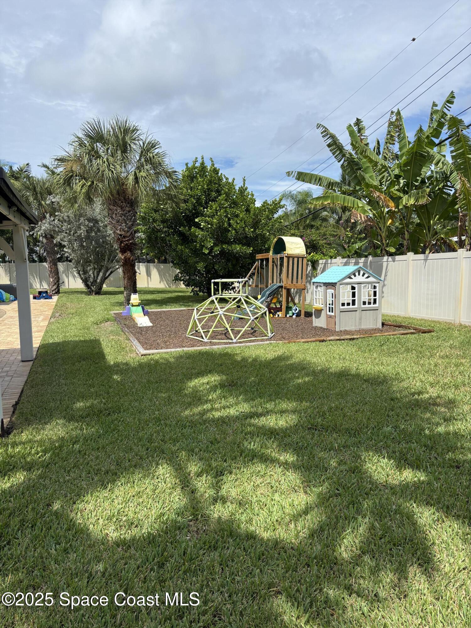 603 Citirus Court River Colony East Blk E Lot 8