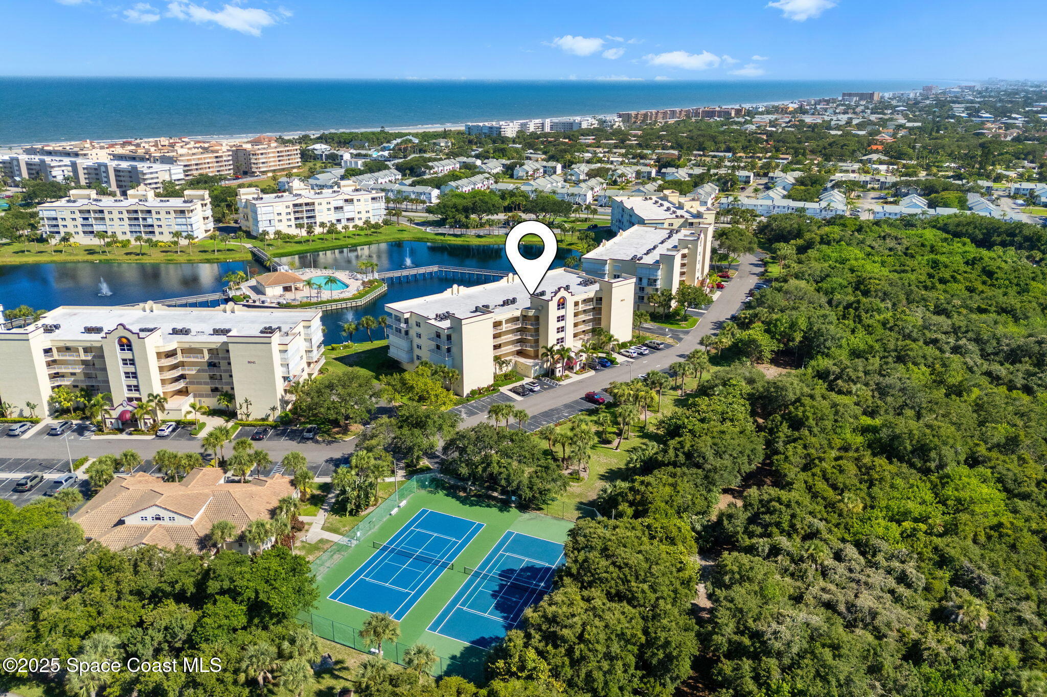 8931 Lake Drive 401
