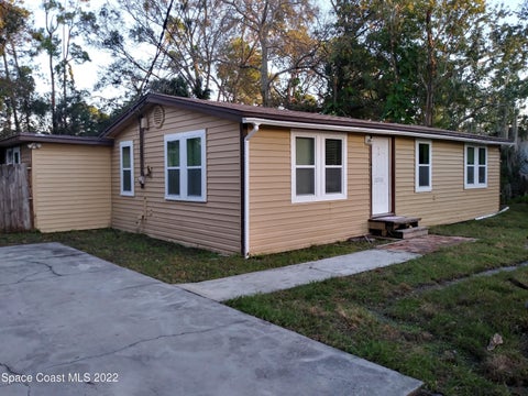 4 beds bed, 2 baths bath property at 316 Pine Avenue, Cocoa, FL 32922