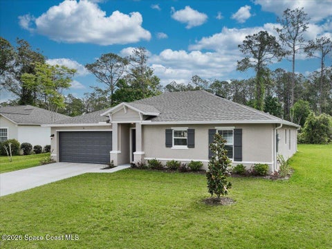 3 beds bed, 2 baths bath property at 503 Holmes Avenue Nw 39, Palm Bay, FL 32907