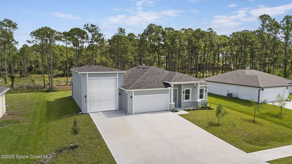 Photo of 1507 Wichita Boulevard SE, Palm Bay, FL 32909 (MLS # 1055910)