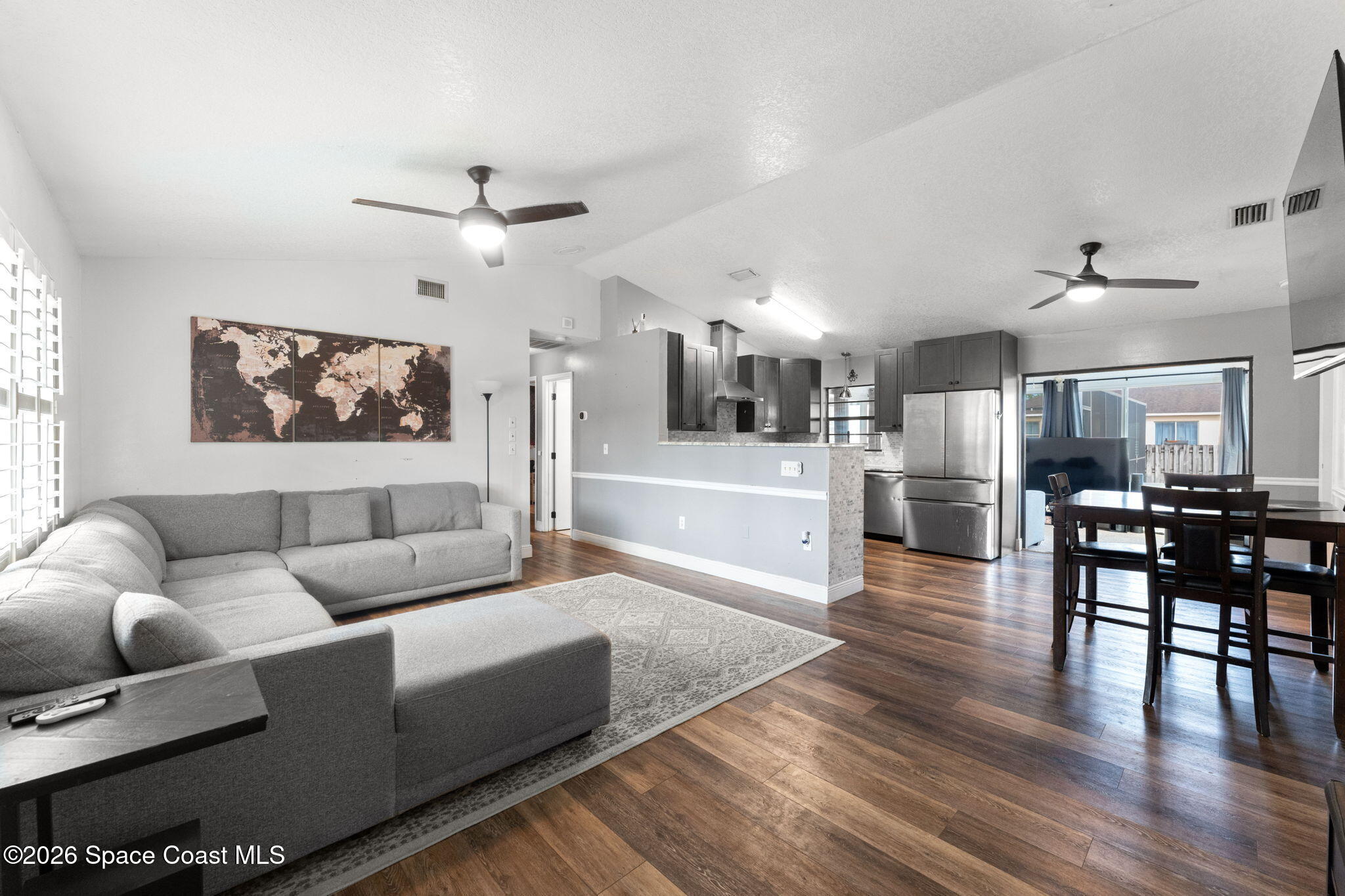 855 Americana Boulevard NW