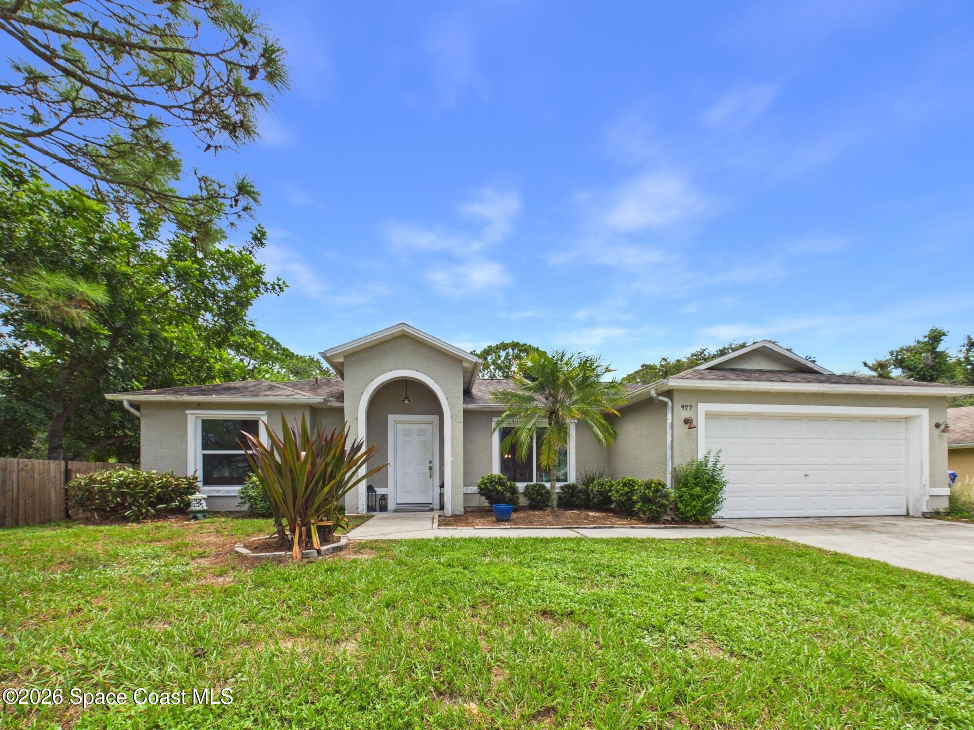 977 Fulton Way