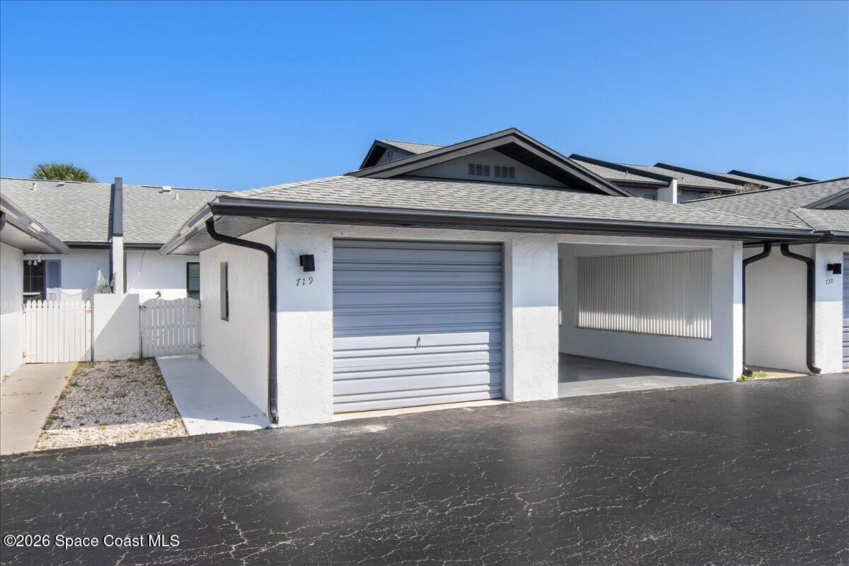 719 Palm Springs Circle