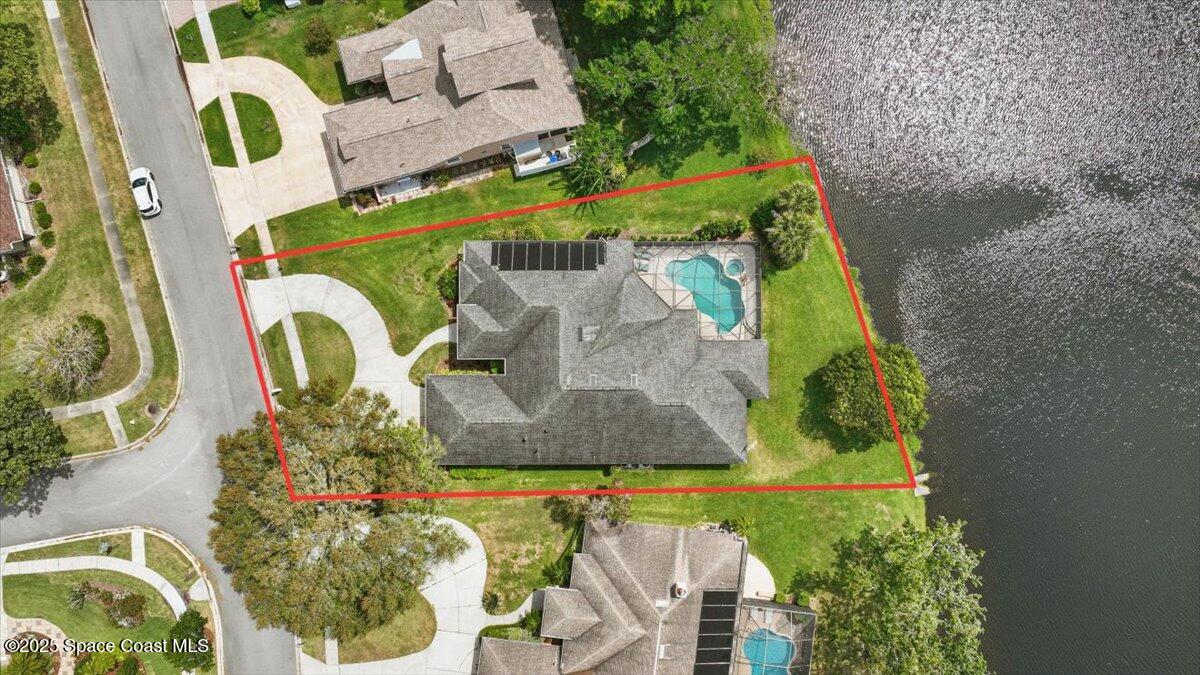 695 Bella Vista Drive